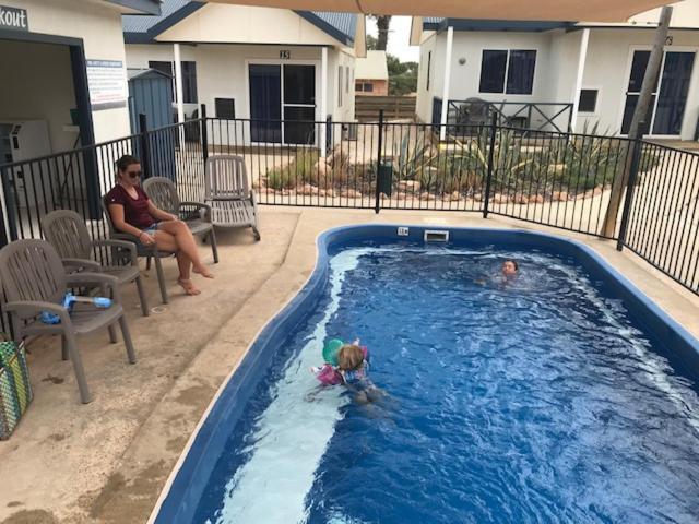 Oceanside Village Denham Εξωτερικό φωτογραφία